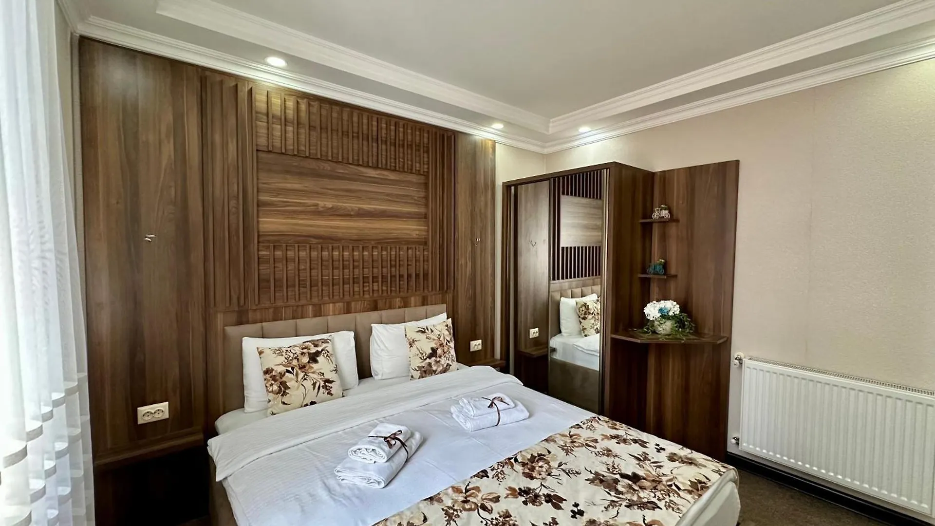 Hotel Park Batumi 3*,