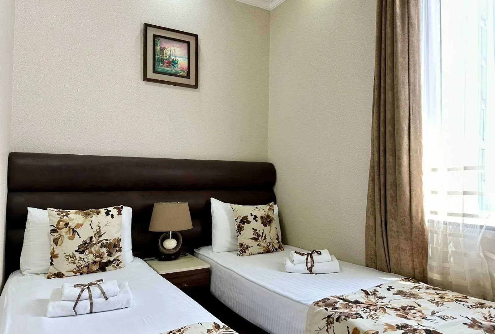 Hotel Park Batumi 3*,